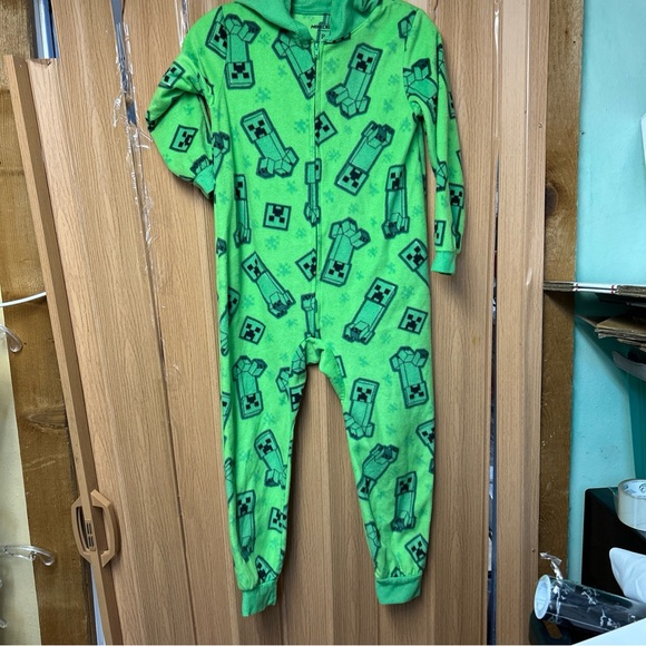 Kids Green Creeper Pajama Footies - Picture 1 of 4